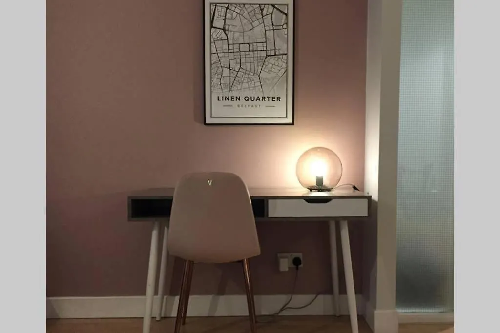 Belfast City Centre Apartment With Parking