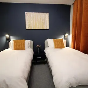  Apartment Anjore House - Lovely 2 Bedroom In