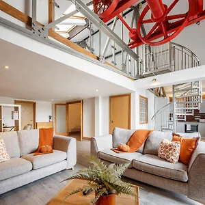 https://broadgate-penthouse-apartment.yorkshirehotels.net